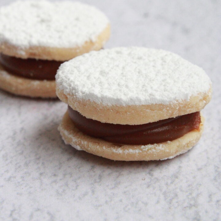 Alfajores para celebraciones como matrimonios, cumpleaños, bautizos y primera comunión