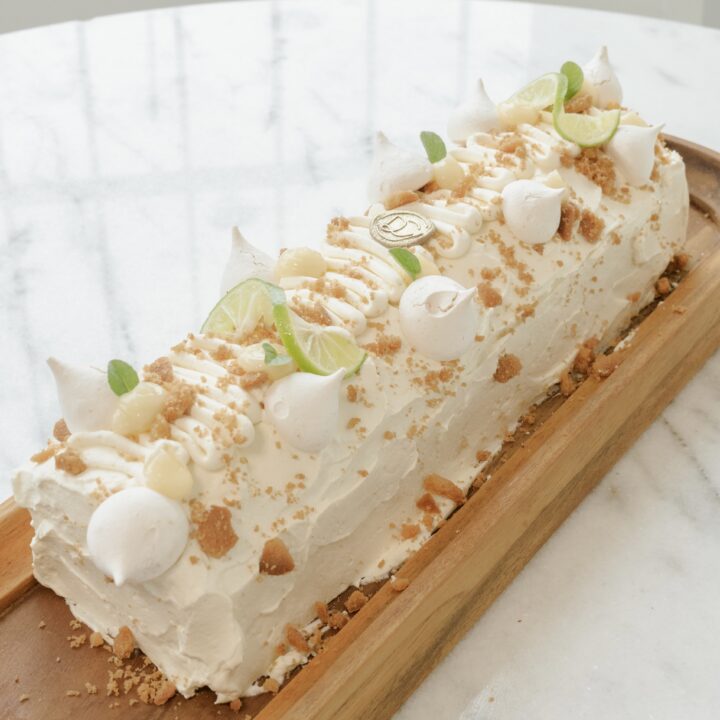Enrollado de Pavlova de Limón